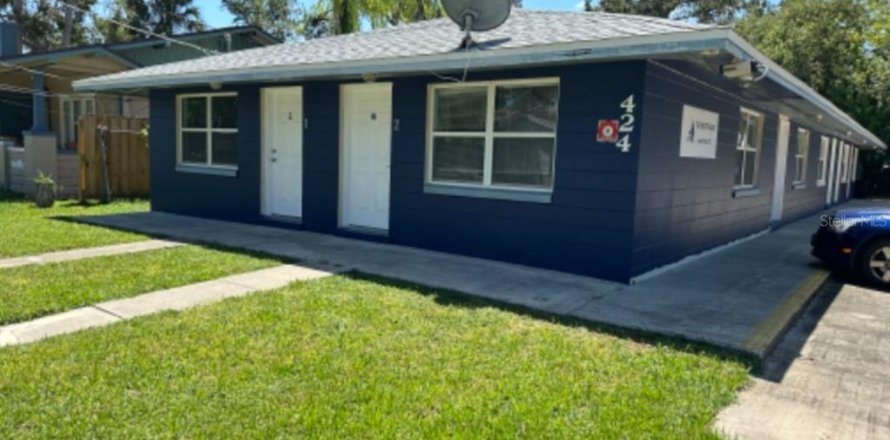 Immobilier commercial à Daytona Beach, Floride 5 chambres, 267.56 m2 № 2303018