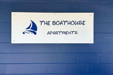 Immobilier commercial à vendre à Daytona Beach, Floride: 5 chambres, 267.56 m2 № 2303018 - photo 3