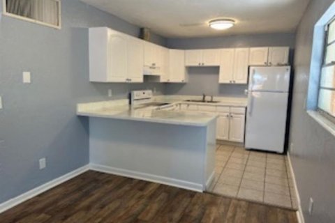 Immobilier commercial à vendre à Daytona Beach, Floride: 5 chambres, 267.56 m2 № 2303018 - photo 28