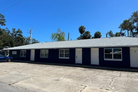 Immobilier commercial à vendre à Daytona Beach, Floride: 5 chambres, 267.56 m2 № 2303018 - photo 2