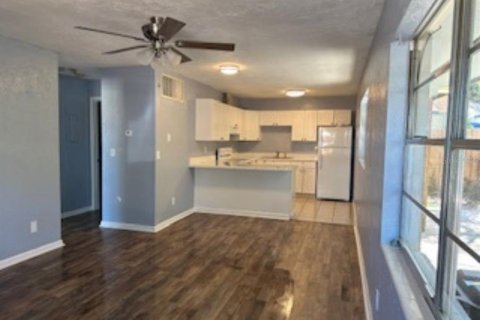 Immobilier commercial à vendre à Daytona Beach, Floride: 5 chambres, 267.56 m2 № 2303018 - photo 27