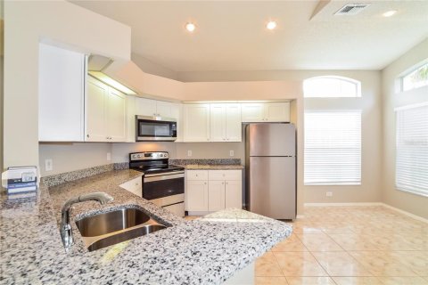Casa en alquiler en Kissimmee, Florida, 3 dormitorios, 145.39 m2 № 1872813 - foto 4