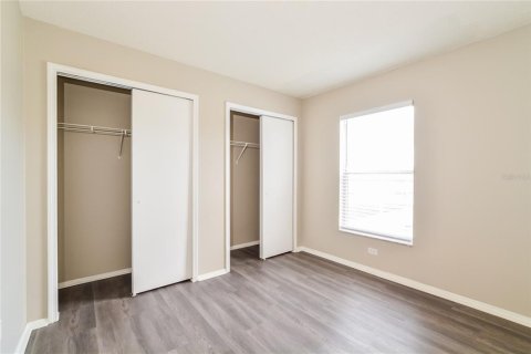 Casa en alquiler en Kissimmee, Florida, 3 dormitorios, 145.39 m2 № 1872813 - foto 12