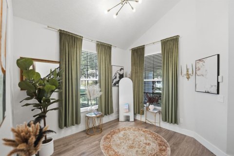 House in Port St. Lucie, Florida 3 bedrooms, 169.18 sq.m. № 2249913 - photo 5