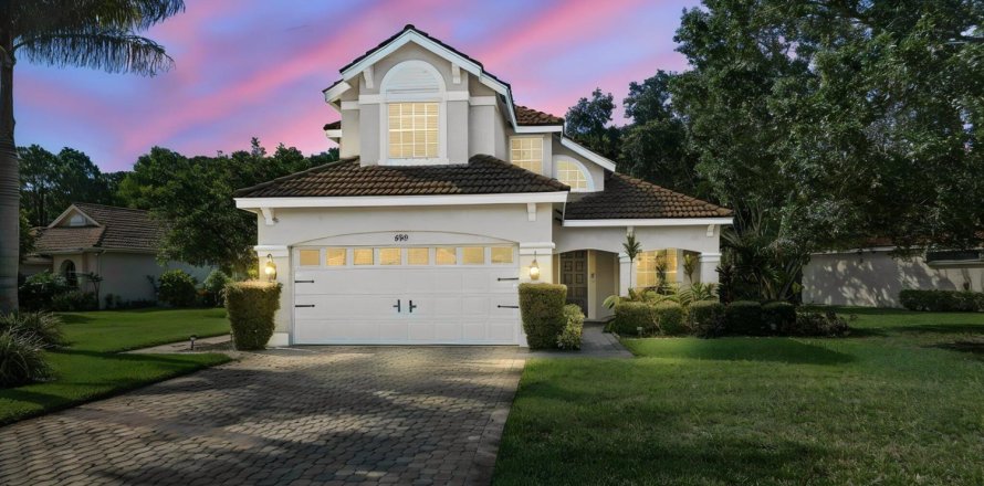 House in Port St. Lucie, Florida 3 bedrooms, 169.18 sq.m. № 2249913