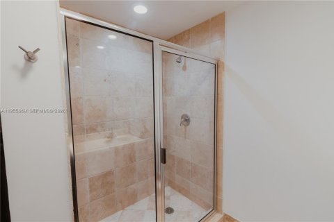 Купить кондоминиум в Санни-Айлс-Бич, Флорида 3 спальни, 133.22м2, № 2009837 - фото 27