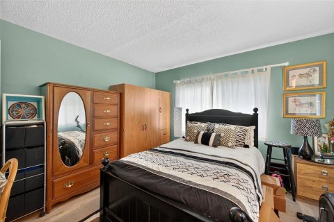 Condo in Clearwater, Florida, 2 bedrooms  № 1902630 - photo 13