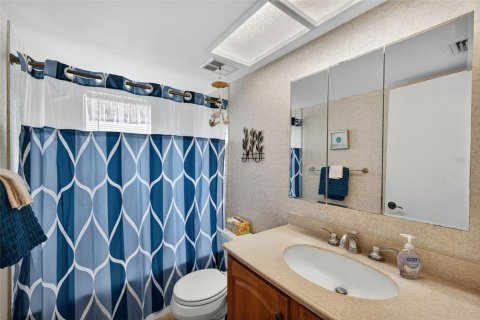 Condo in Clearwater, Florida, 2 bedrooms  № 1902630 - photo 14