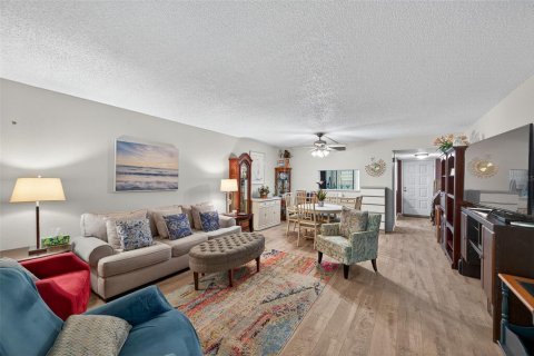 Condo in Clearwater, Florida, 2 bedrooms  № 1902630 - photo 7