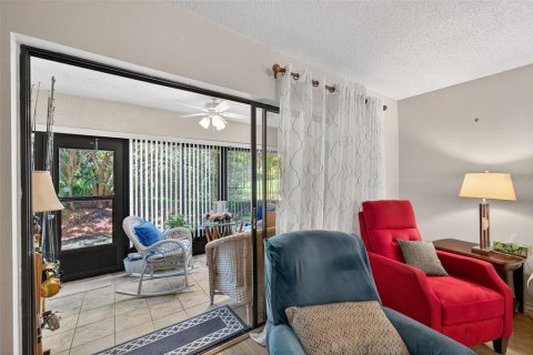 Condo in Clearwater, Florida, 2 bedrooms  № 1902630 - photo 9