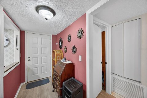 Condo in Clearwater, Florida, 2 bedrooms  № 1902630 - photo 2