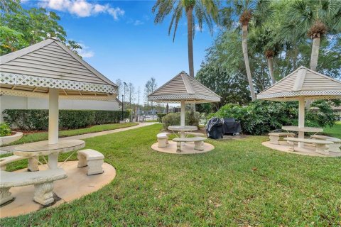 Condo in Clearwater, Florida, 2 bedrooms  № 1902630 - photo 17