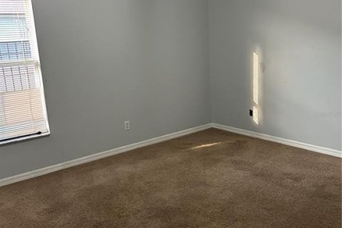 House in Orlando, Florida 4 bedrooms, 179.21 sq.m. № 1732936 - photo 13