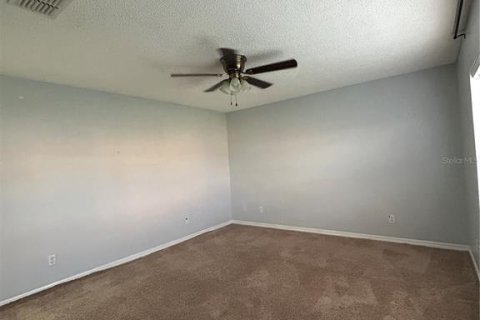 House in Orlando, Florida 4 bedrooms, 179.21 sq.m. № 1732936 - photo 8