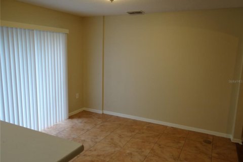 Adosado en alquiler en Tampa, Florida, 3 dormitorios, 155.15 m2 № 1829095 - foto 4
