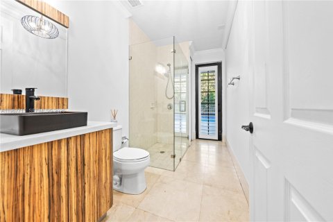 Villa ou maison à vendre à Cutler Bay, Floride: 5 chambres, 438.22 m2 № 2029740 - photo 29