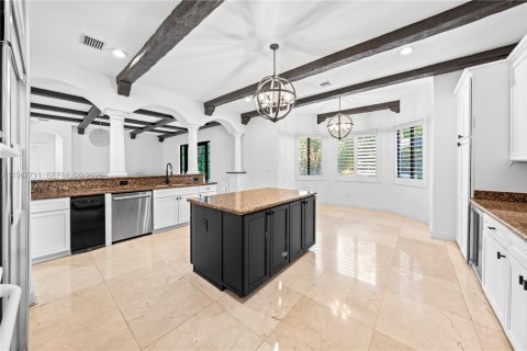 Villa ou maison à vendre à Cutler Bay, Floride: 5 chambres, 438.22 m2 № 2029740 - photo 23