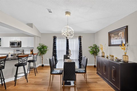 Villa ou maison à vendre à Apopka, Floride: 3 chambres, 172.33 m2 № 2389150 - photo 6