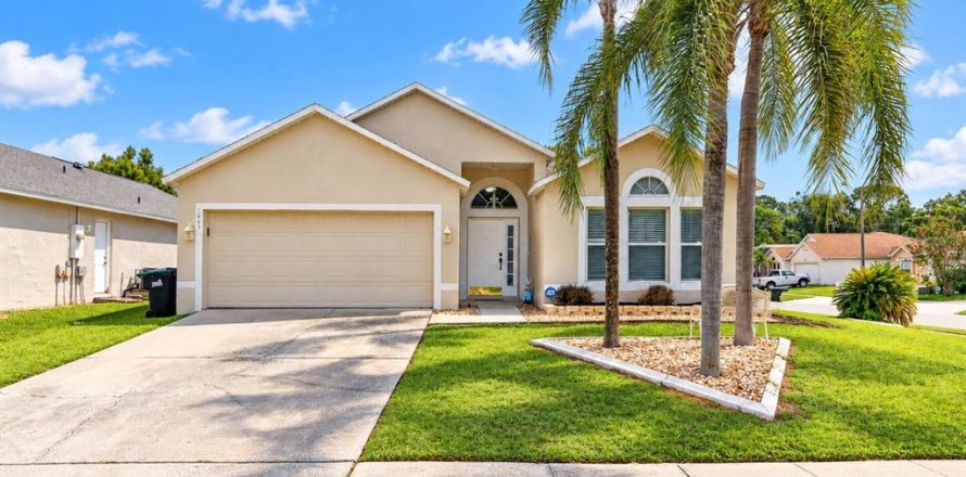 Villa ou maison à Apopka, Floride 3 chambres, 172.33 m2 № 2389150