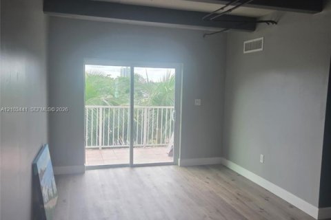 Condominio en alquiler en North Miami Beach, Florida, 1 dormitorio, 64.1 m2 № 2410894 - foto 7