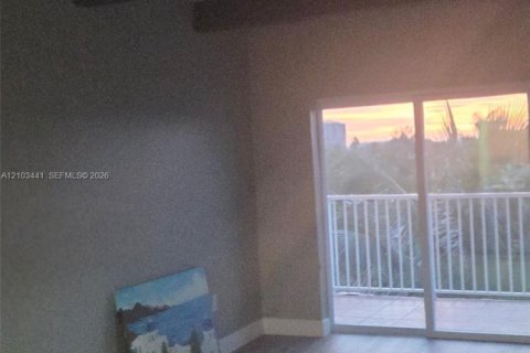 Condominio en alquiler en North Miami Beach, Florida, 1 dormitorio, 64.1 m2 № 2410894 - foto 5