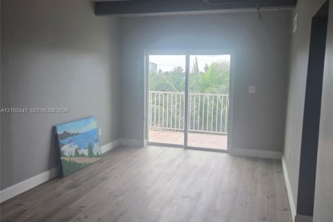 Condominio en alquiler en North Miami Beach, Florida, 1 dormitorio, 64.1 m2 № 2410894 - foto 10