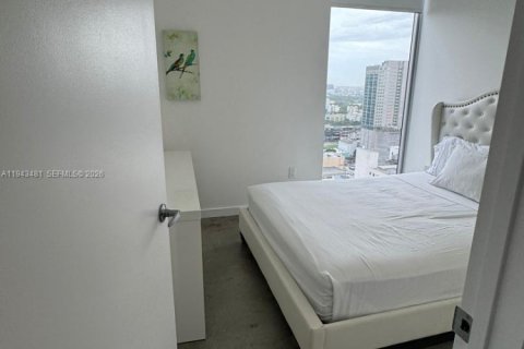 Condo in Miami, Florida, 2 bedrooms № 2000497 - photo 10