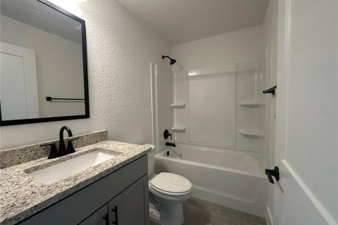 Villa ou maison à vendre à Oxford, Floride: 4 chambres, 196.67 m2 № 2148559 - photo 10