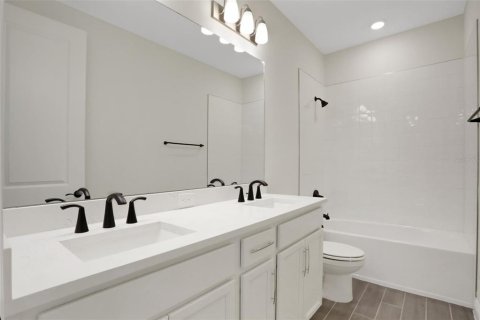 Casa en venta en Lakewood Ranch, Florida, 4 dormitorios, 175.68 m2 № 1805224 - foto 15