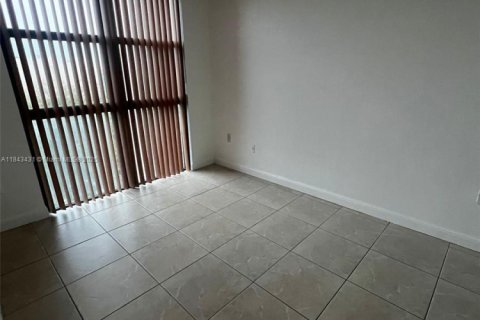 Copropriété à vendre à Miami, Floride: 2 chambres, 78.97 m2 № 1836816 - photo 5