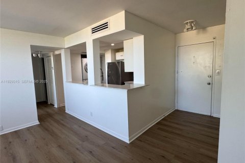 Villa ou maison à vendre à Fort Lauderdale, Floride: 1 chambre, 66.89 m2 № 1987604 - photo 10