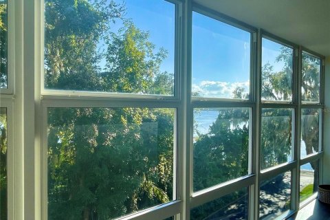 Condo in Daytona Beach, Florida, 2 bedrooms № 2110432 - photo 14