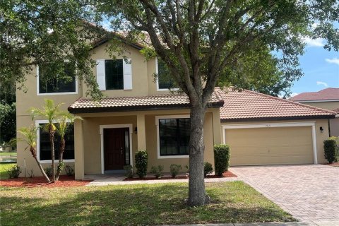 Villa ou maison à vendre à Kissimmee, Floride: 4 chambres, 235.79 m2 № 2095424 - photo 4