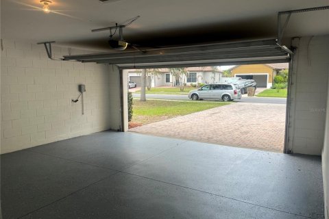 Villa ou maison à vendre à Kissimmee, Floride: 4 chambres, 235.79 m2 № 2095424 - photo 24