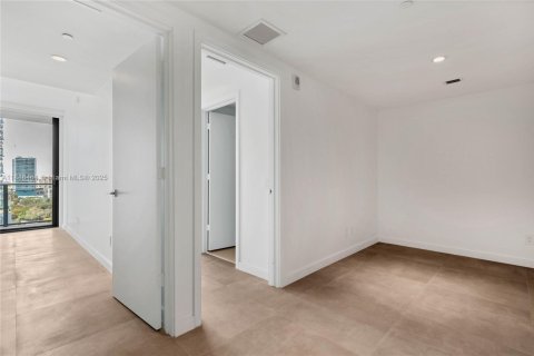 Купить кондоминиум в Майами, Флорида 3 спальни, 141.77м2, № 1983366 - фото 15