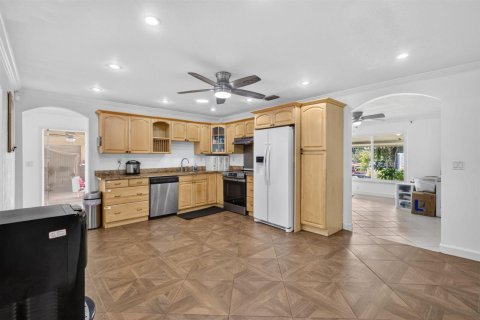 Villa ou maison à vendre à Lake Worth, Floride: 3 chambres, 181.07 m2 № 2439393 - photo 9