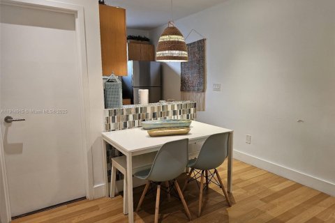 Copropriété à vendre à Miami Beach, Floride: 38.46 m2 № 2015927 - photo 25