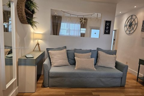 Copropriété à vendre à Miami Beach, Floride: 38.46 m2 № 2015927 - photo 13