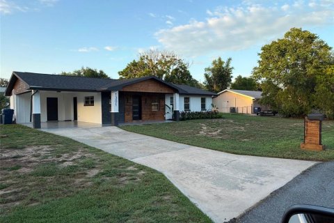 Casa en Tavares, Florida 3 dormitorios, 127.46 m2 № 2237645