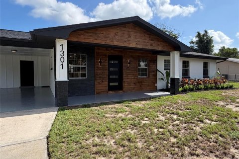 Casa en venta en Tavares, Florida, 3 dormitorios, 127.46 m2 № 2237645 - foto 3