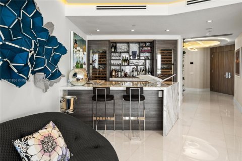 Condominio en venta en Miami Beach, Florida, 4 dormitorios, 295.89 m2 № 1759090 - foto 16
