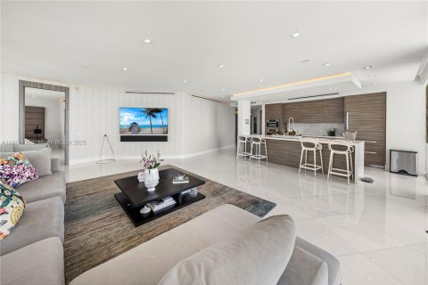 Condominio en venta en Miami Beach, Florida, 4 dormitorios, 295.89 m2 № 1759090 - foto 7