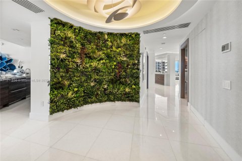 Condominio en venta en Miami Beach, Florida, 4 dormitorios, 295.89 m2 № 1759090 - foto 13