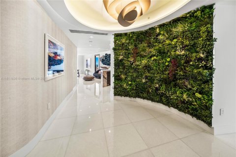 Condominio en venta en Miami Beach, Florida, 4 dormitorios, 295.89 m2 № 1759090 - foto 14