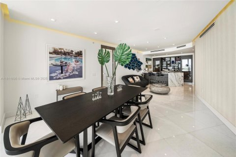 Condominio en venta en Miami Beach, Florida, 4 dormitorios, 295.89 m2 № 1759090 - foto 19