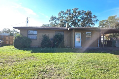 Villa ou maison à louer à Cocoa, Floride: 3 chambres, 94.2 m2 № 1905143 - photo 1