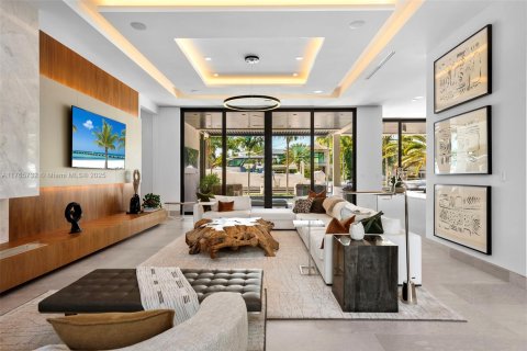 House in Fort Lauderdale, Florida 6 bedrooms, 682 sq.m. № 1579408 - photo 17