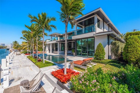 House in Fort Lauderdale, Florida 6 bedrooms, 682 sq.m. № 1579408 - photo 6