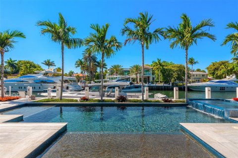 House in Fort Lauderdale, Florida 6 bedrooms, 682 sq.m. № 1579408 - photo 20