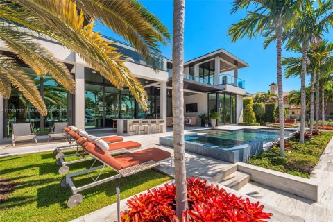 House in Fort Lauderdale, Florida 6 bedrooms, 682 sq.m. № 1579408 - photo 5